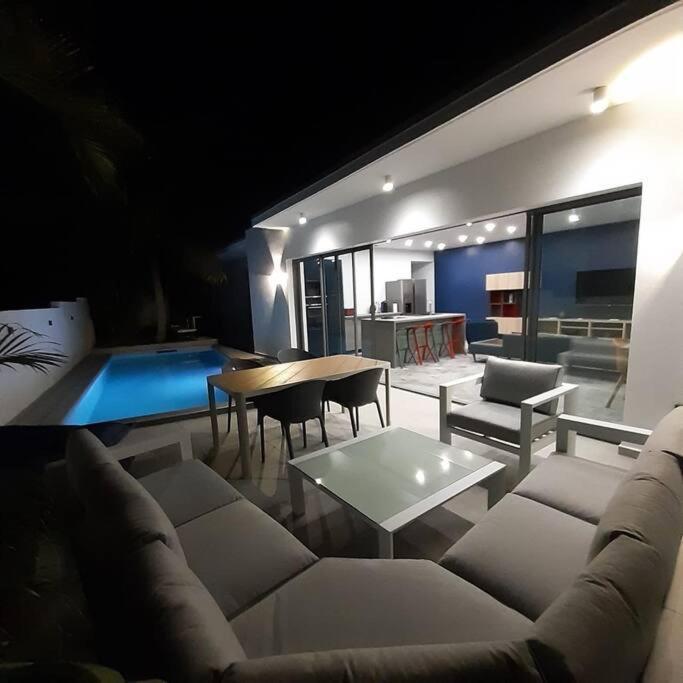 Palm Villas Сент-Анн Экстерьер фото